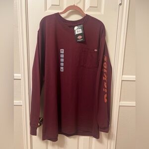 Dickies Men's Long Sleeve Wordmark Graphic T-Shirt Extra Large Tall Burgundy